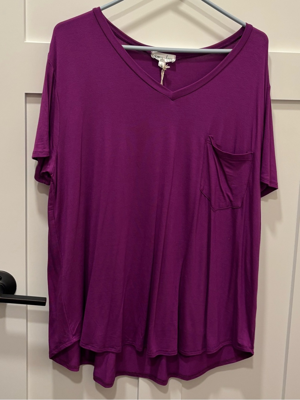 Grace & Lace Perfect Pocket tee